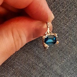 Fragrant Jewels sz 8 blue